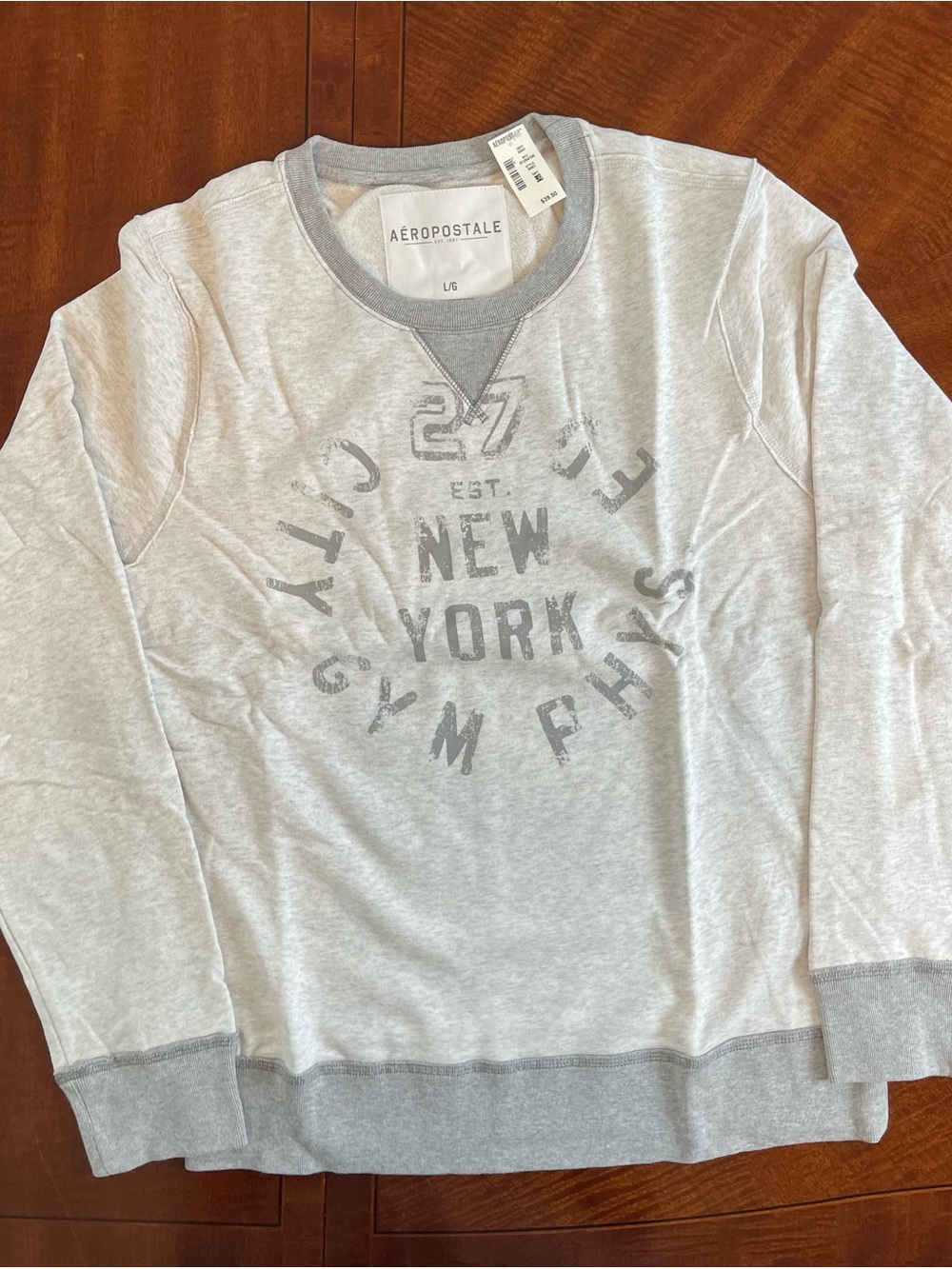 Aeropostale Light Gray Crewneck New York Graphic Sweatshirt Sz L/G NWT